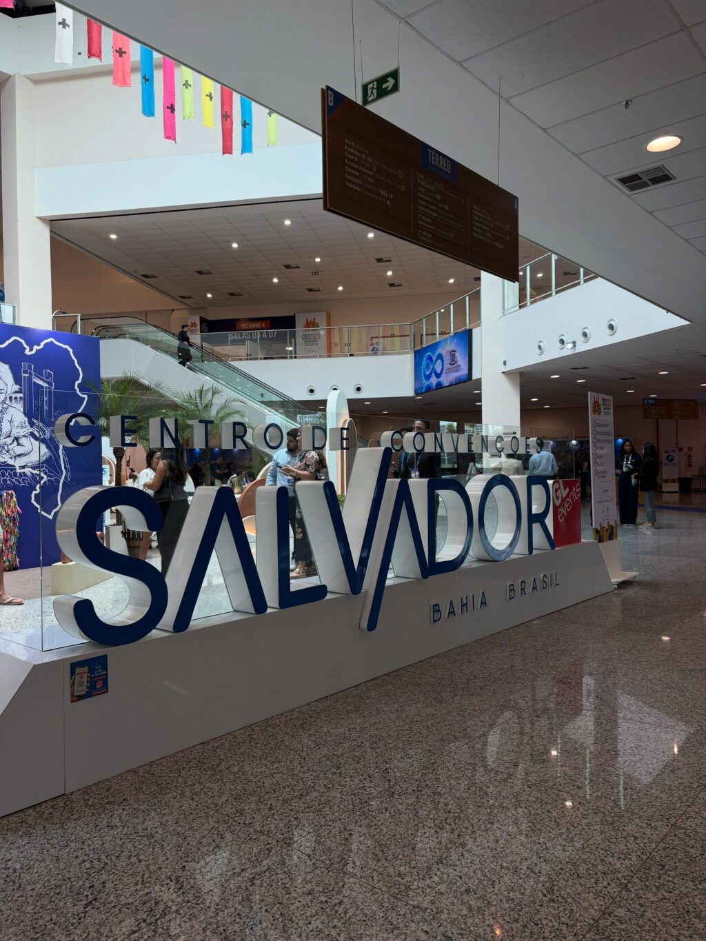 Instagram post from drclovinho. This post is in position 2.